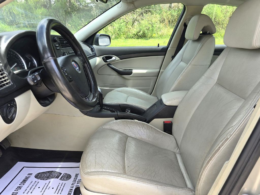 2005 Saab 9-3 Image 13