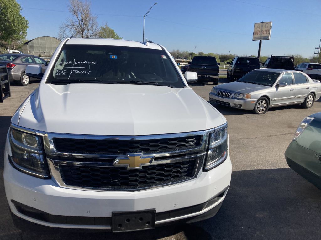 2016 Chevrolet Tahoe Image 2