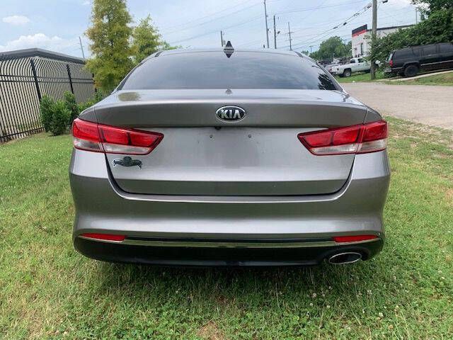 2018 Kia Optima Image 5