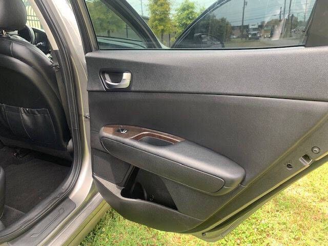 2018 Kia Optima Image 17