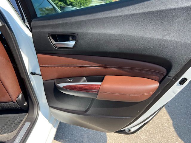 2016 Acura TL Image 18