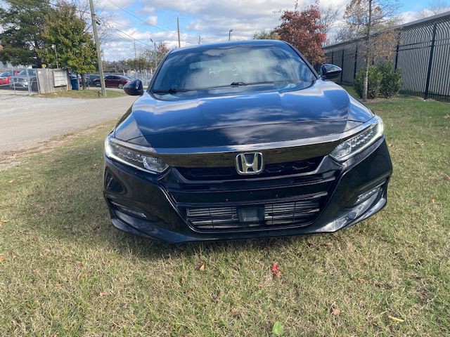 2018 Honda Accord Image 2