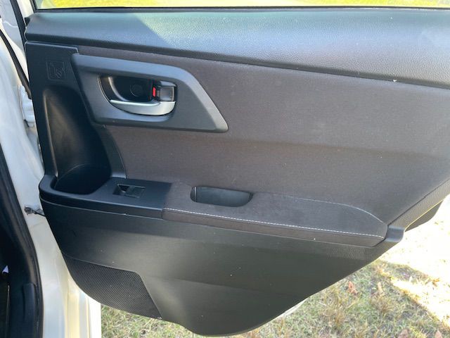 2017 Toyota Corolla Image 14