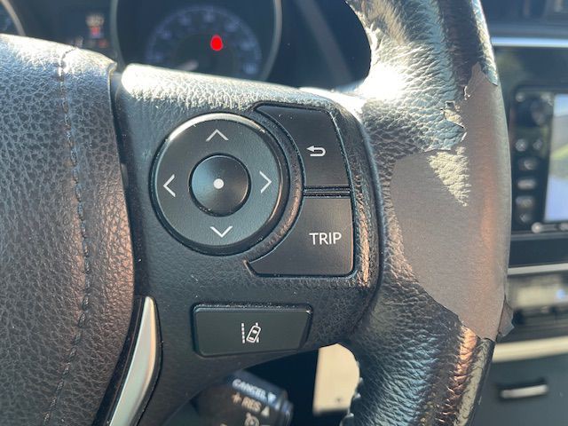 2017 Toyota Corolla Image 23