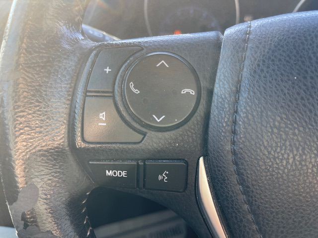 2017 Toyota Corolla Image 24