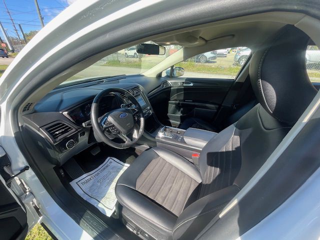 2018 Ford Fusion Image 9