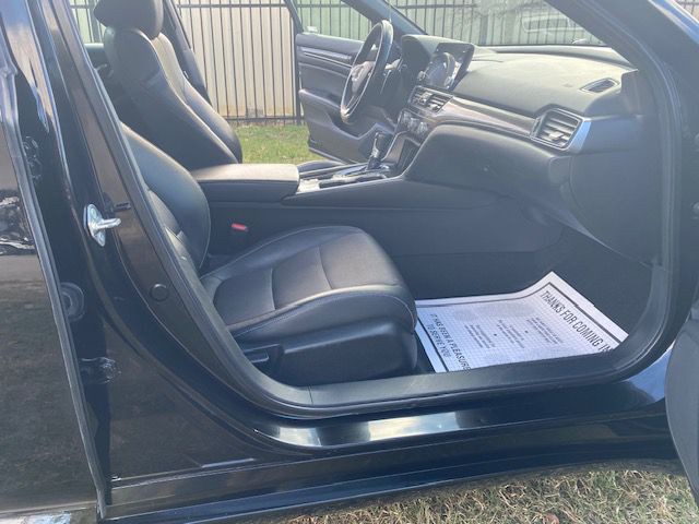 2018 Honda Accord Image 14