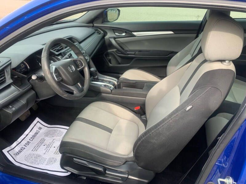 2016 Honda Civic Image 9