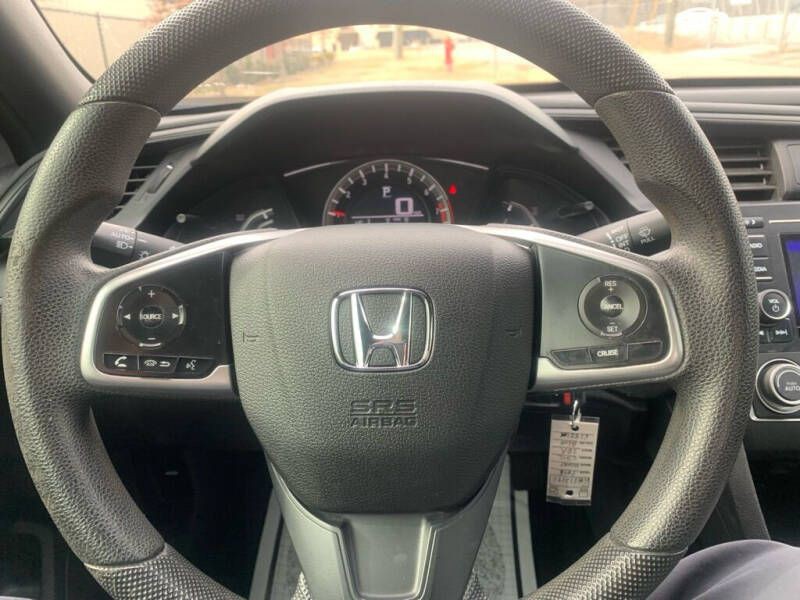 2016 Honda Civic Image 16
