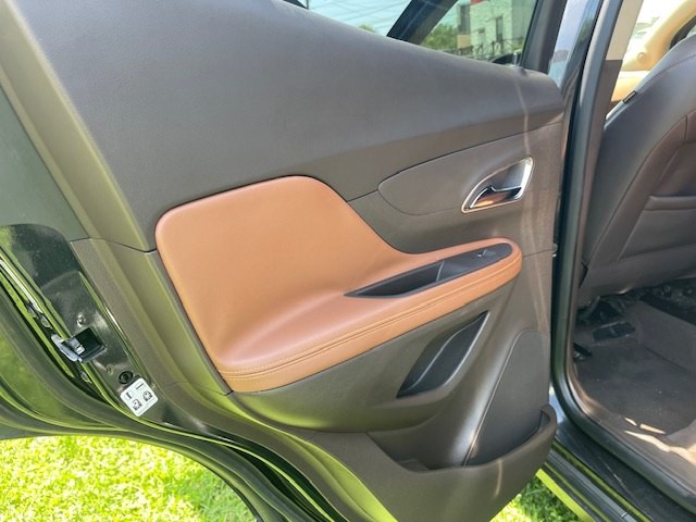 2010 Nissan Frontier Image 32