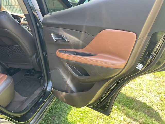 2010 Nissan Frontier Image 38