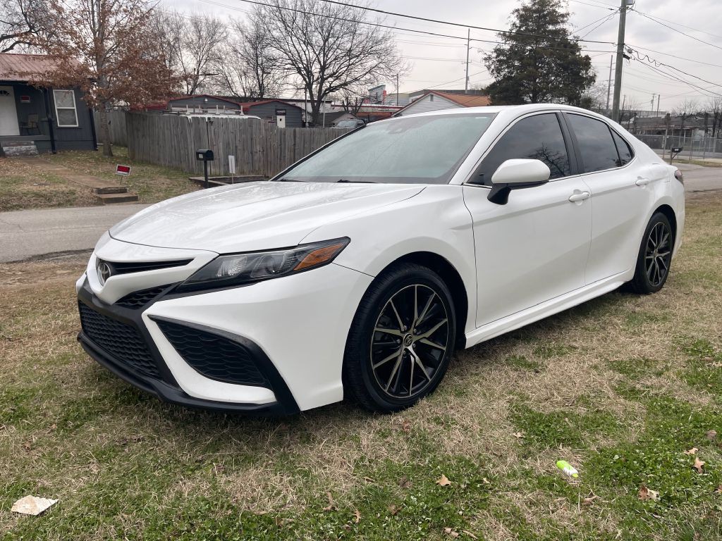 2021 Toyota Camry Image 1