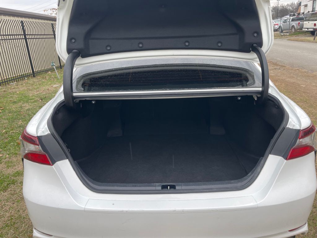 2021 Toyota Camry Image 8