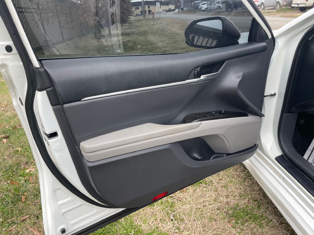 2021 Toyota Camry Image 11