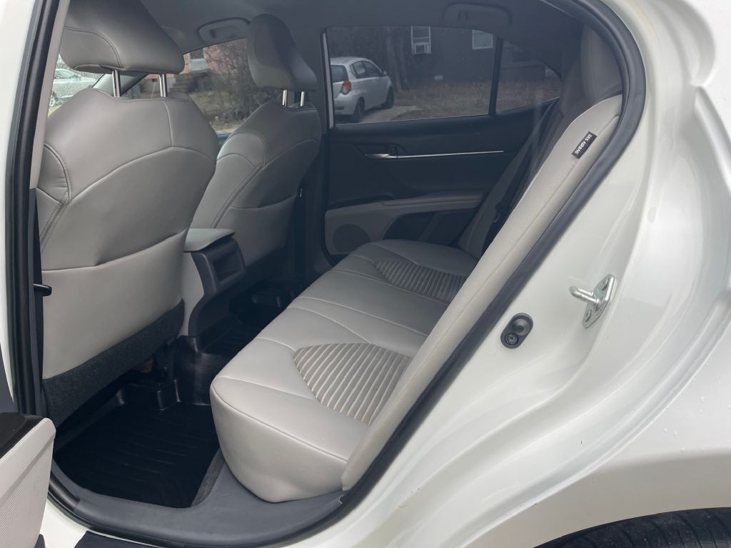 2021 Toyota Camry Image 12