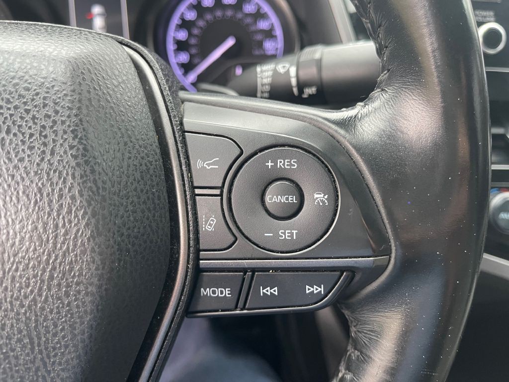 2021 Toyota Camry Image 21