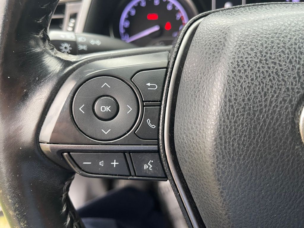 2021 Toyota Camry Image 22