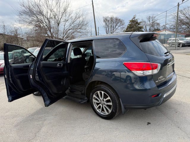 2013 Nissan Pathfinder Image 7