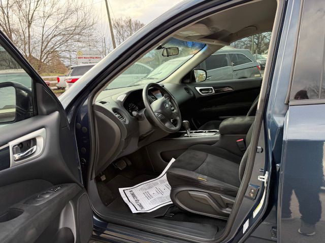 2013 Nissan Pathfinder Image 10