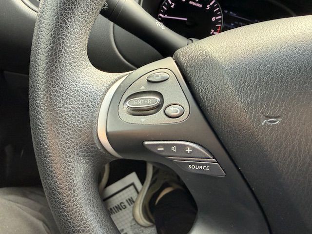 2013 Nissan Pathfinder Image 20