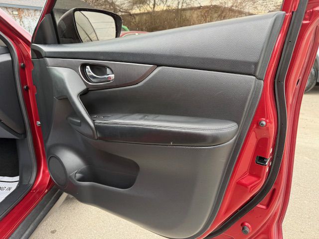 2015 Nissan Rogue Image 15