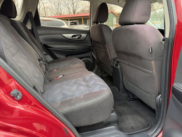 2015 Nissan Rogue Image 16