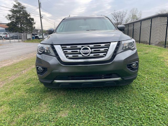 2020 Nissan Pathfinder Image 2