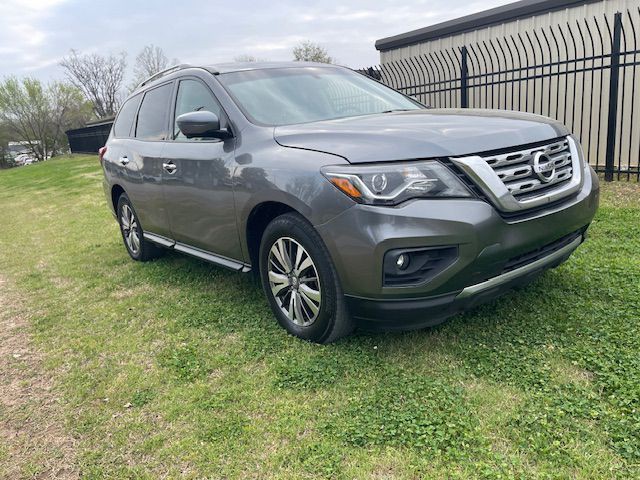 2020 Nissan Pathfinder Image 3