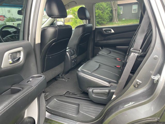 2020 Nissan Pathfinder Image 12