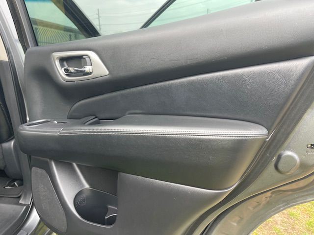 2020 Nissan Pathfinder Image 15