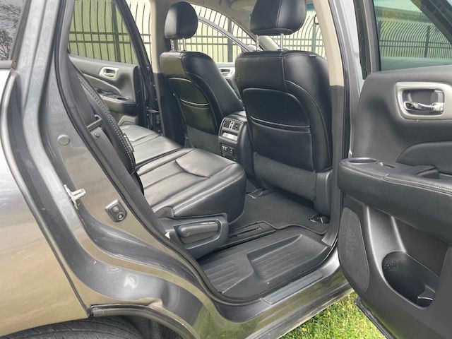 2020 Nissan Pathfinder Image 16