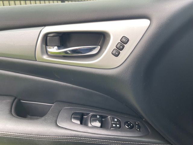 2020 Nissan Pathfinder Image 23