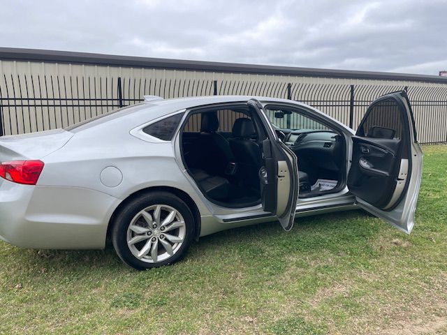 2017 Chevrolet Impala Image 9