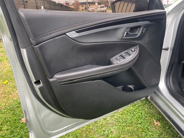 2017 Chevrolet Impala Image 11