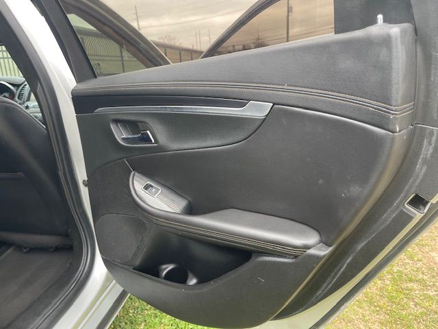 2017 Chevrolet Impala Image 17