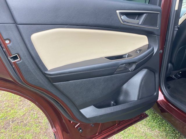 2015 Ford Edge Image 13