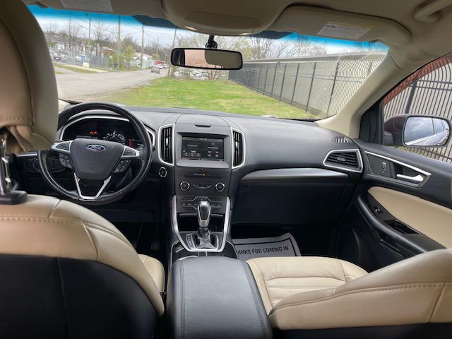 2015 Ford Edge Image 18