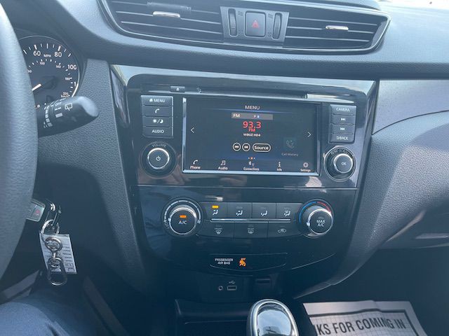 2019 Nissan Rogue Image 19