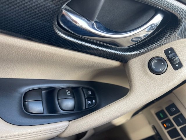 2015 Nissan Rogue Image 23