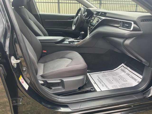 2018 Toyota Camry Image 11