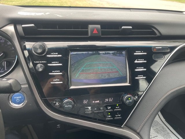2018 Toyota Camry Image 16