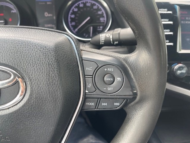 2018 Toyota Camry Image 17