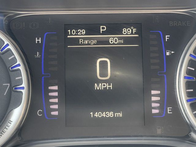 2015 Chrysler 200 Image 21