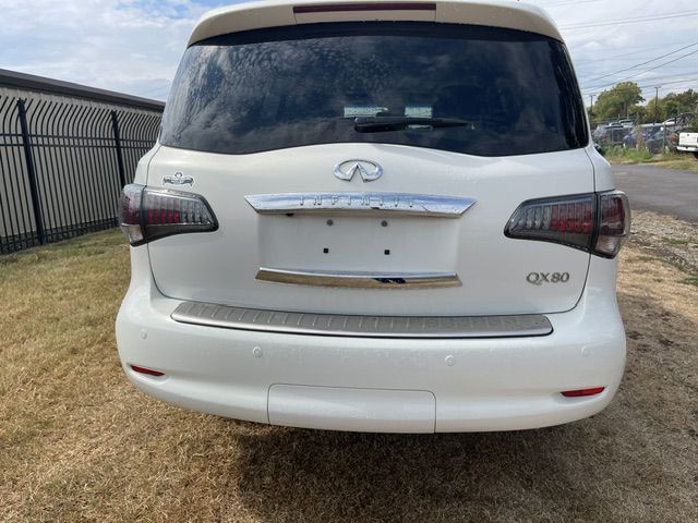 2014 INFINITI QX80 Image 5