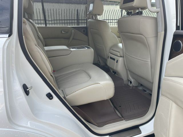 2014 INFINITI QX80 Image 15