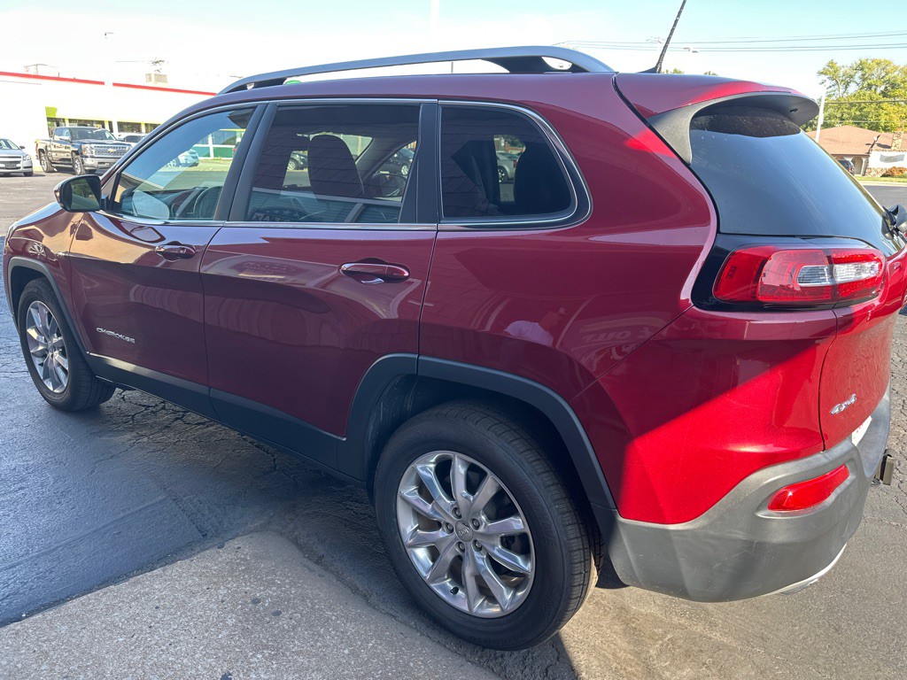 2016 Jeep Cherokee Image 3