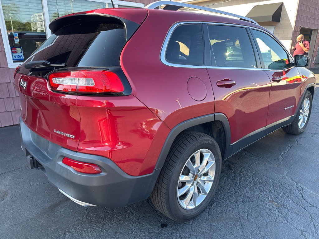 2016 Jeep Cherokee Image 5