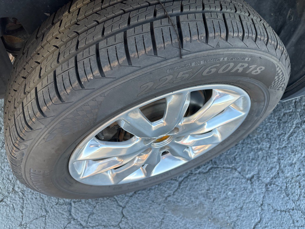 2016 Jeep Cherokee Image 6