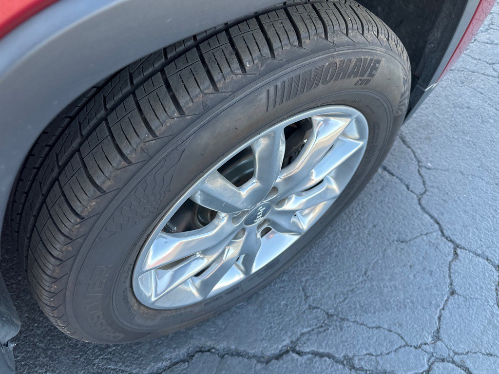 2016 Jeep Cherokee Image 7