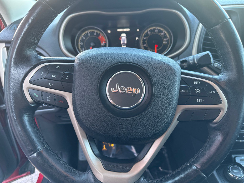 2016 Jeep Cherokee Image 26